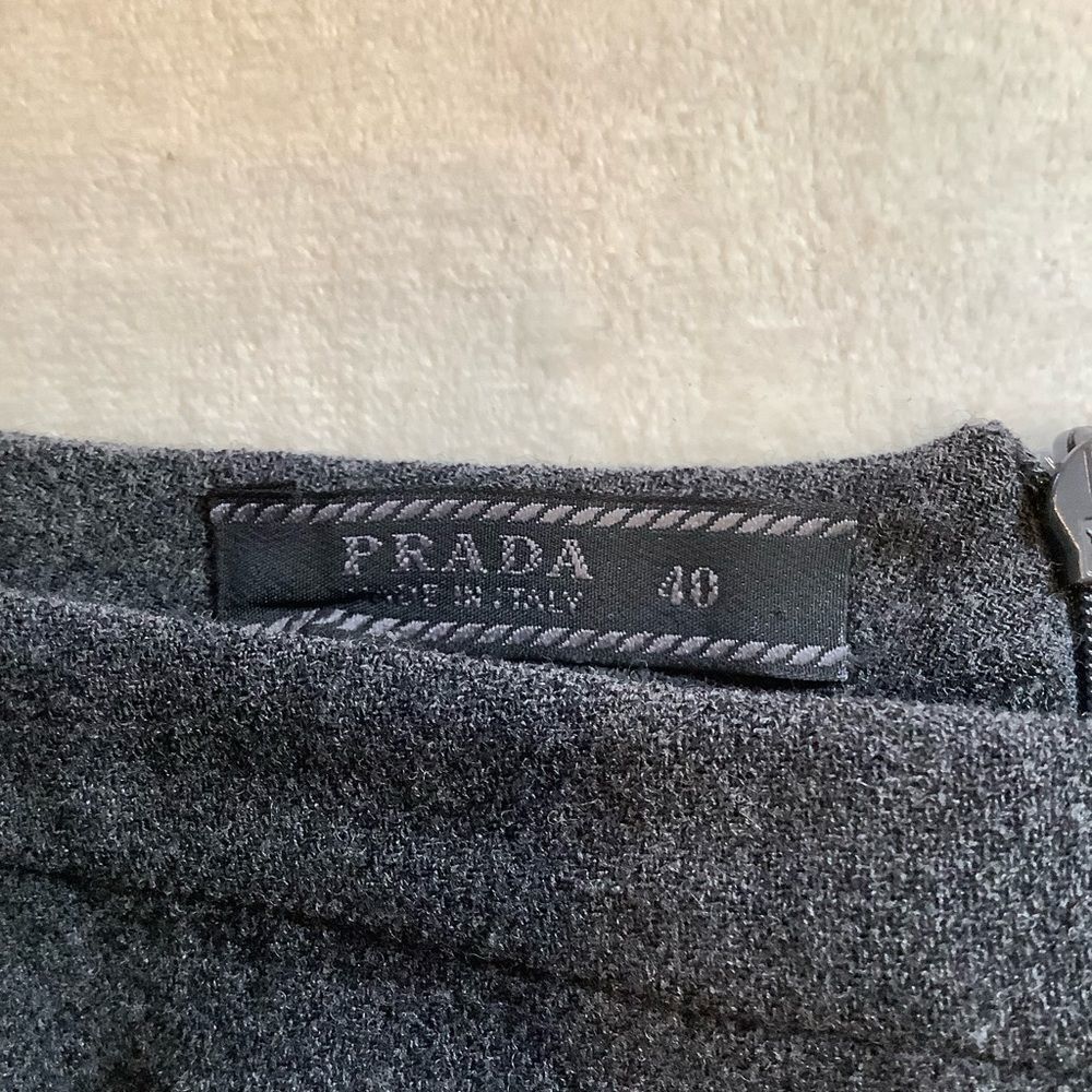PRADA BEADED SKIRT 40 VINTAGE WOOL BLEND SLIGHT STRETCH GREAT FIT HEATHER GRAY